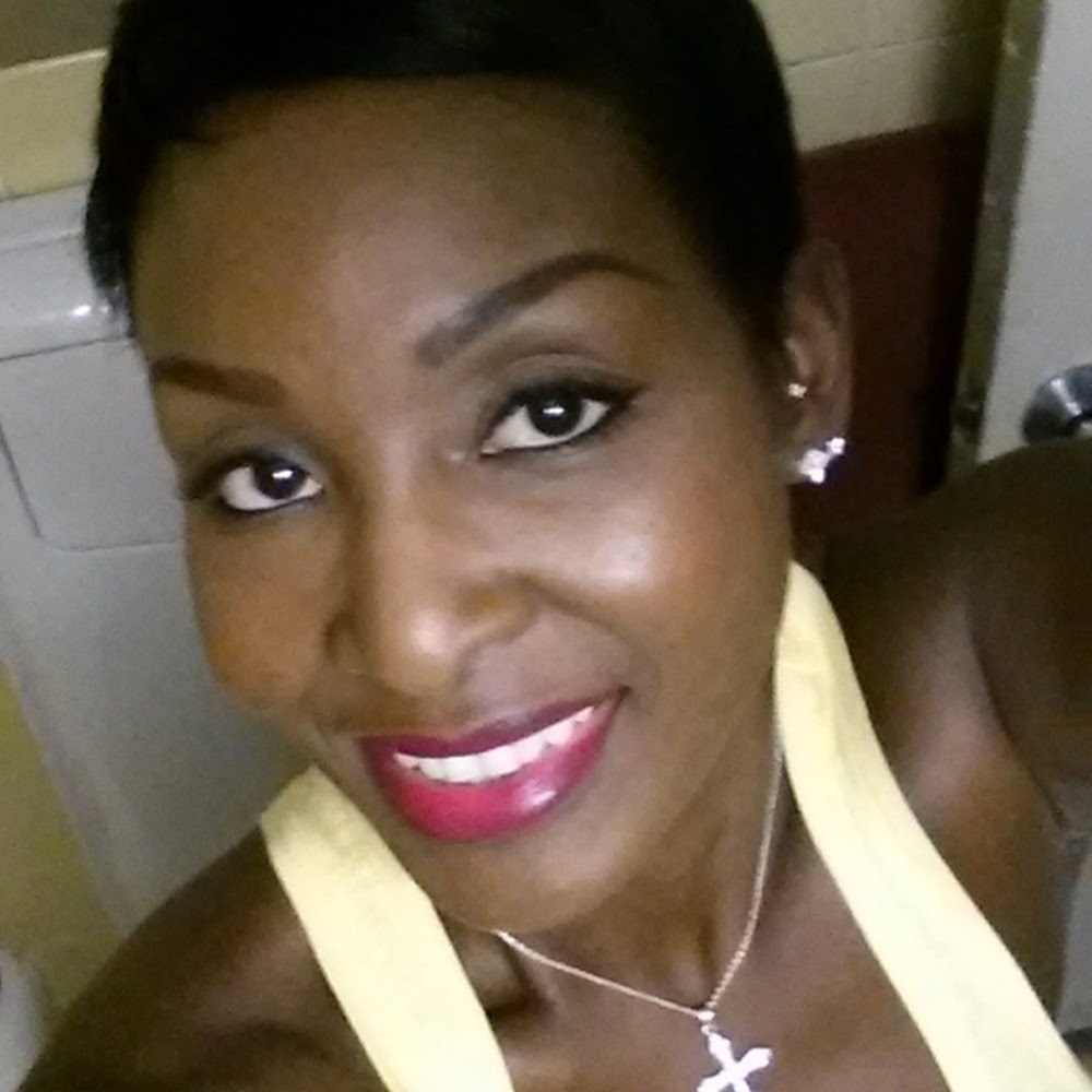 Meet your Posher, Vivian